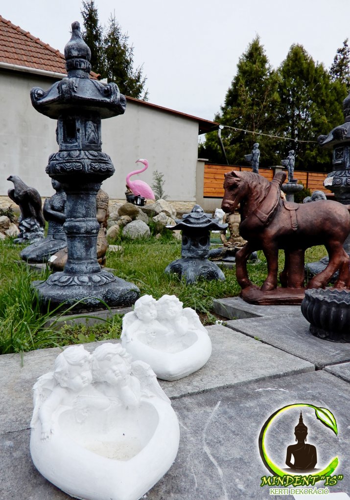 Mindent 'Is' kerti dekoráció 32